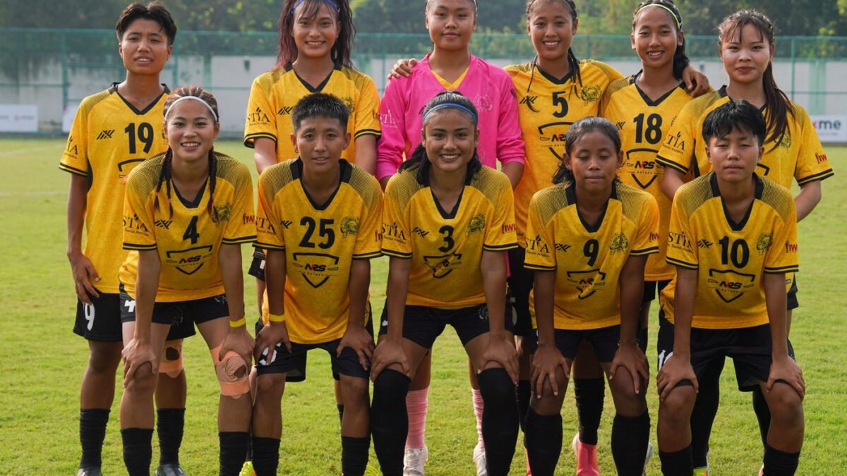 YWC, Manipur starting XI before the Lxme IWL 2 match against Pune Krida Prabhodhini Academy